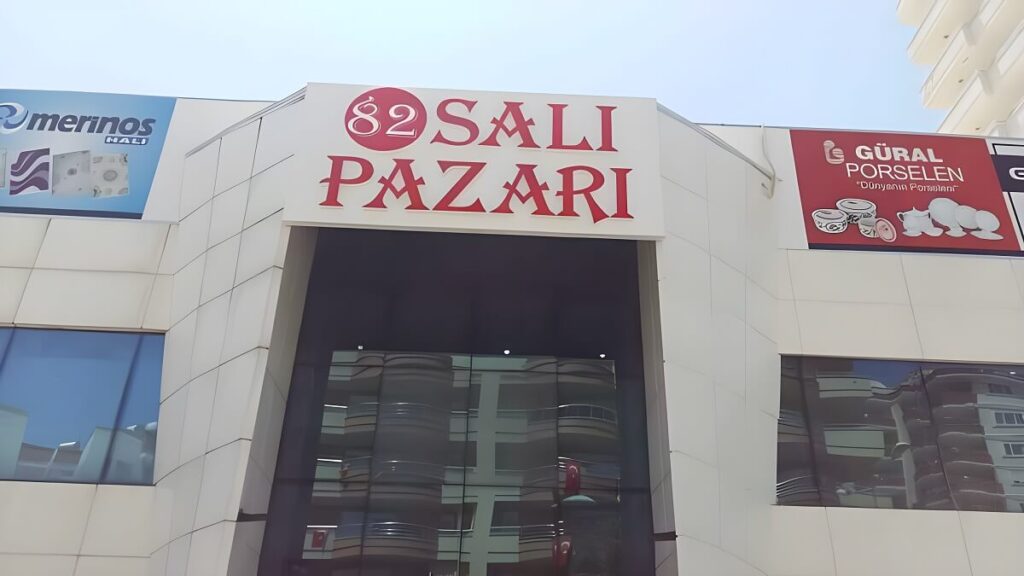 Centrum handlowe 82 Sali Pazari