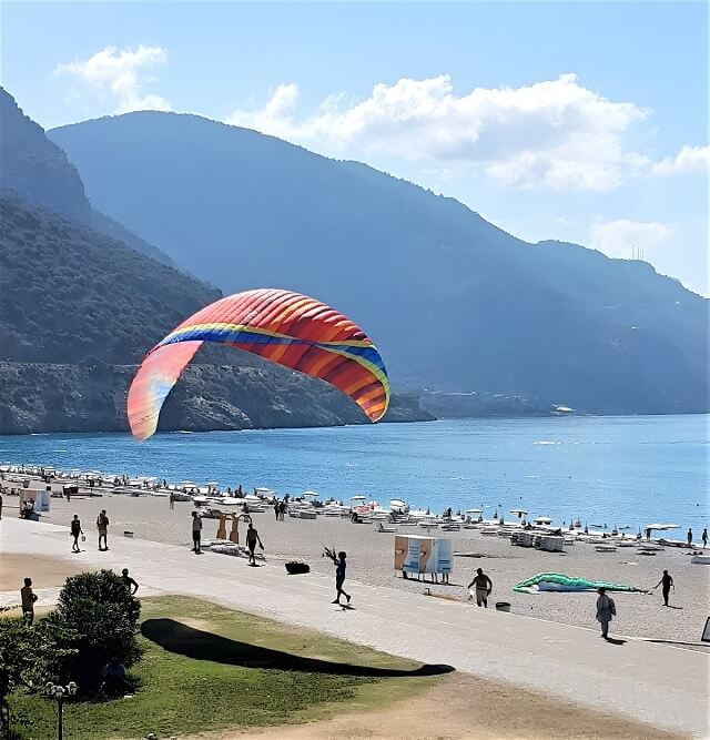 Plaża w Oludeniz, na której ląduje paralotnia