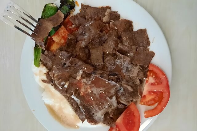 Obiad w tureckiej restauracji