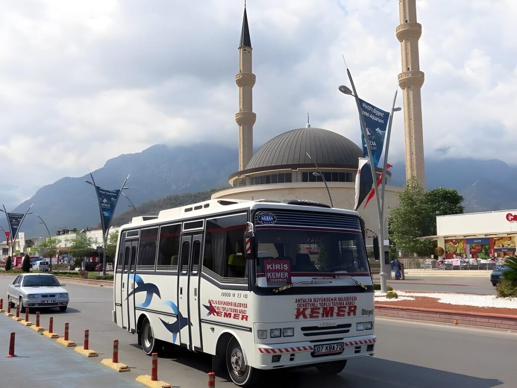 Dolmuszy w Kemerze