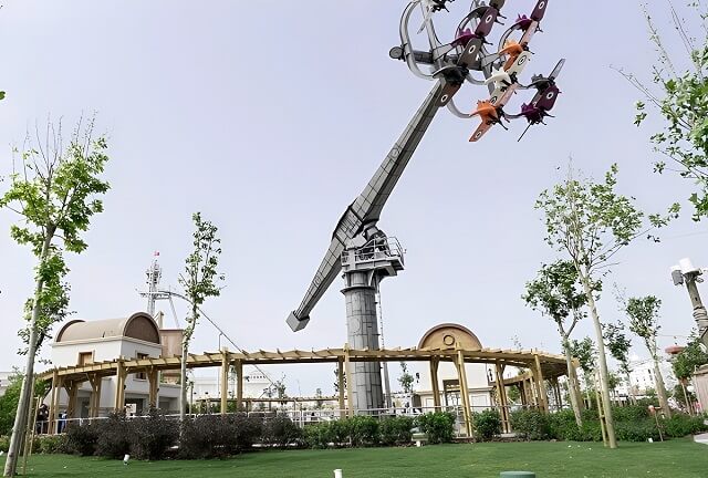 Atrakcja "Sky Fighter" w parku rozrywki The Land of Legends
