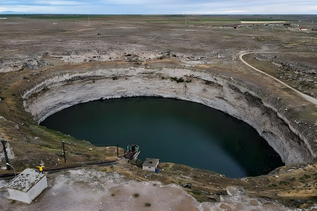 Karłowate leje w Turcji